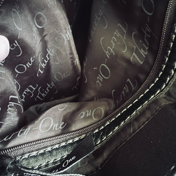 Vintage Thirty-One Black and White Shoulder Bag with Elegant Pattern - Picture 7 of 7